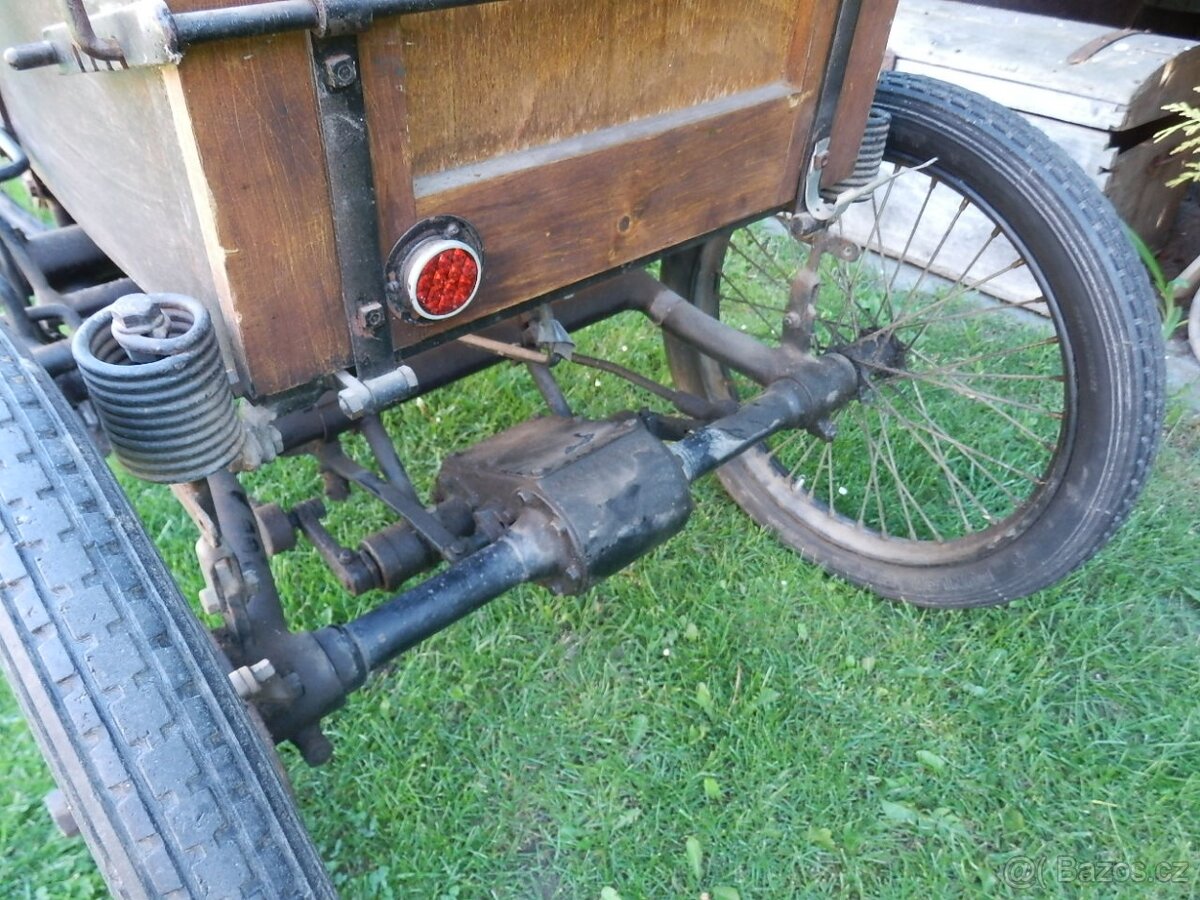 Stará invalidní tříkolka č. 2 - 15