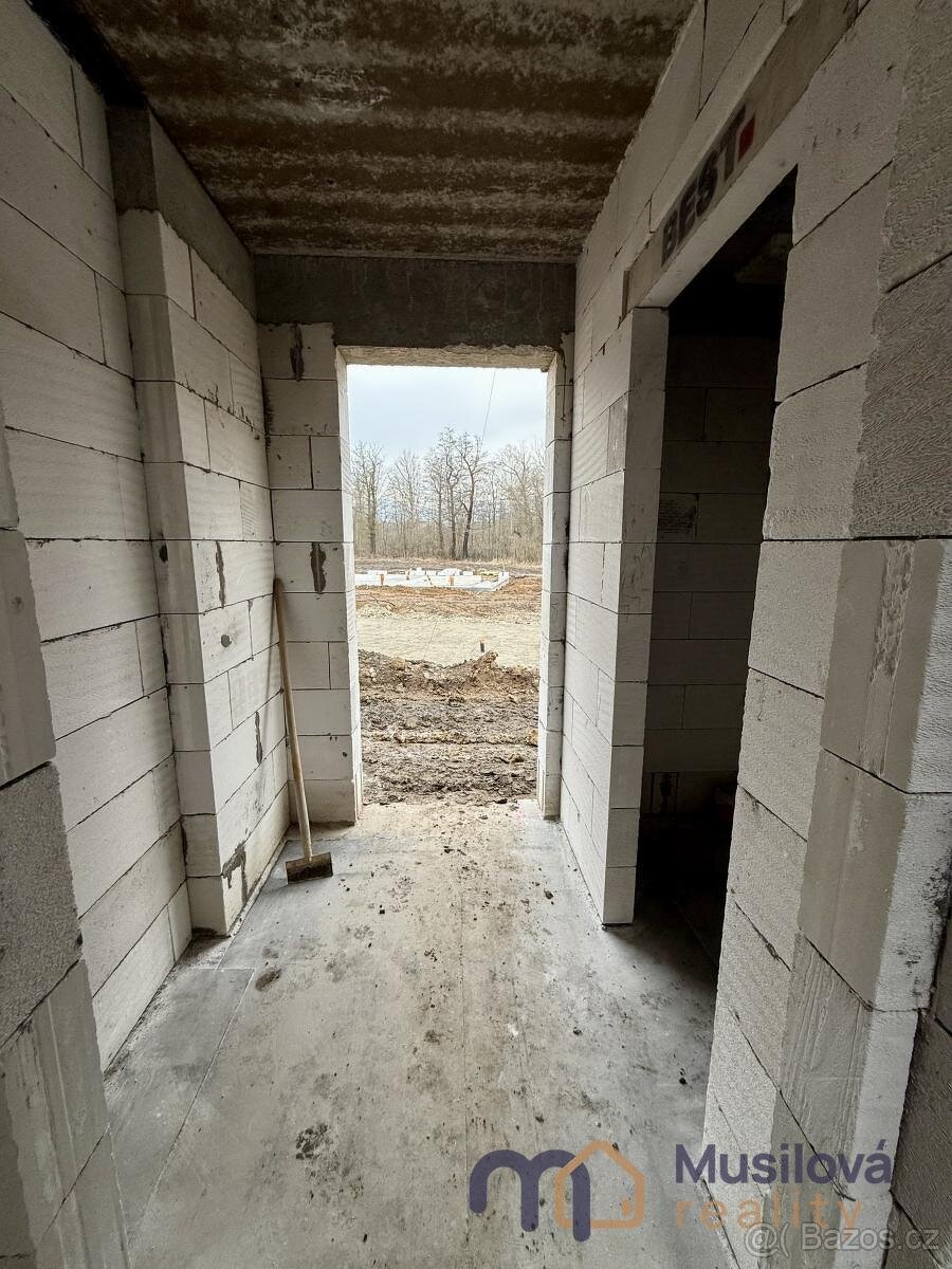 Prodej rodinného domu 91 m2, pozemek 350 m2 - 15