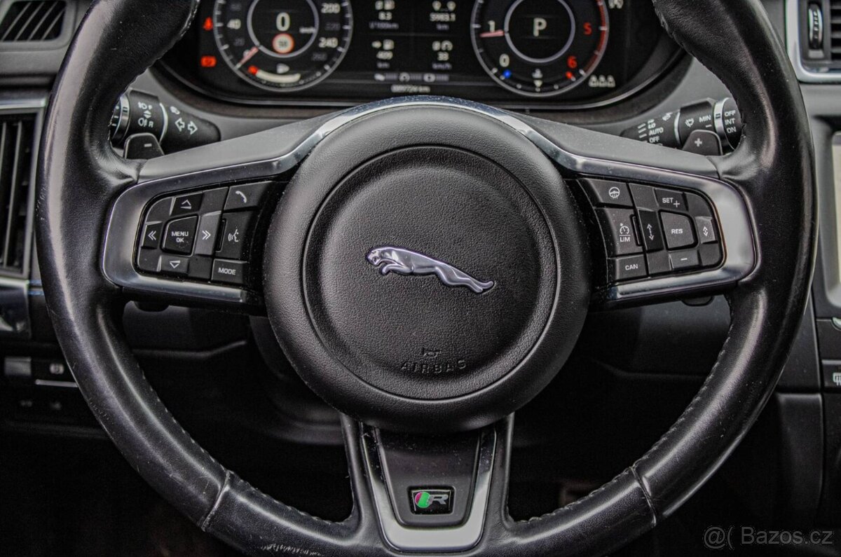 Jaguar E-Pace 2.0 R-Dynamic SE AWD A9 132kW - 15