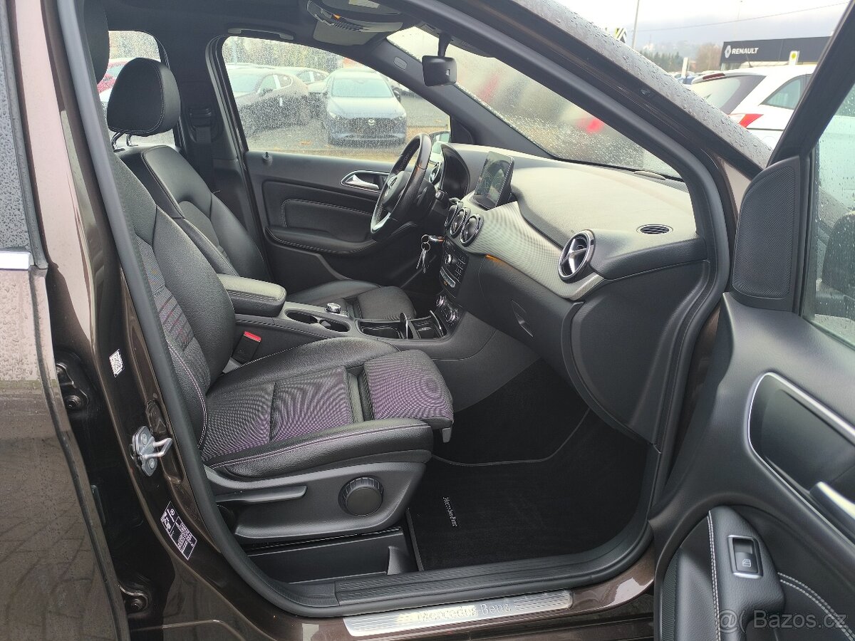 Mercedes-Benz Třídy B 220 CDi 125kw URBAN EDITION - 15