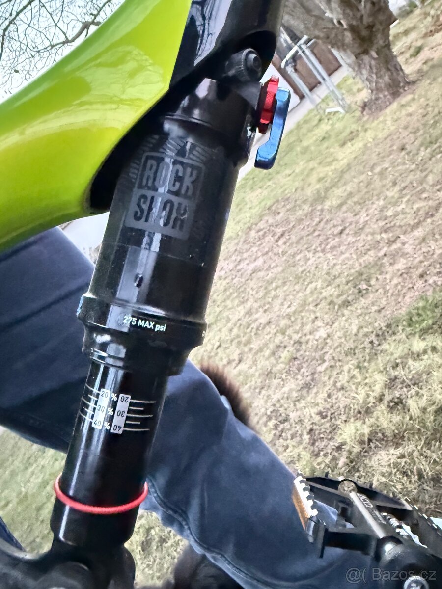 Horské celoodpruzene kolo - 15