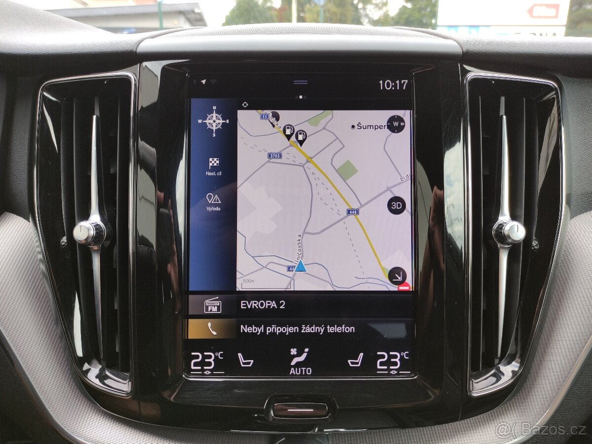 Volvo XC60 D4 R DESIGN FullLED KAMERA PANORAMA - 15