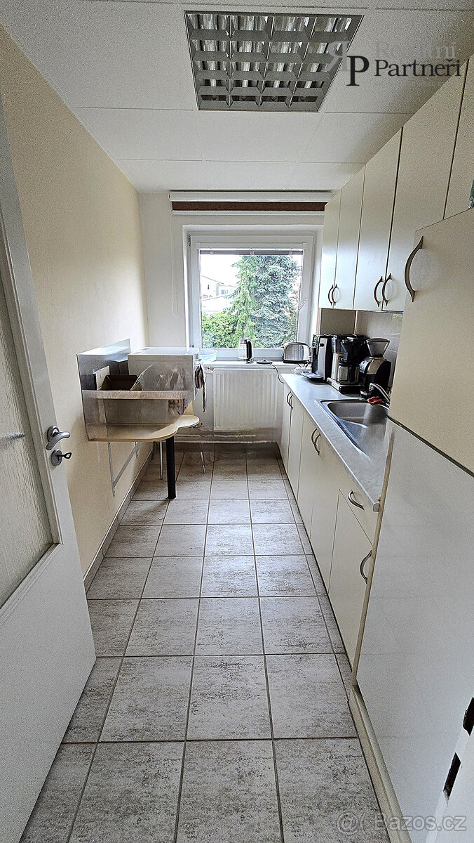 Nájem obchodního prostoru 5+1, 100 m² – Sadová 171/40, Opava - 15