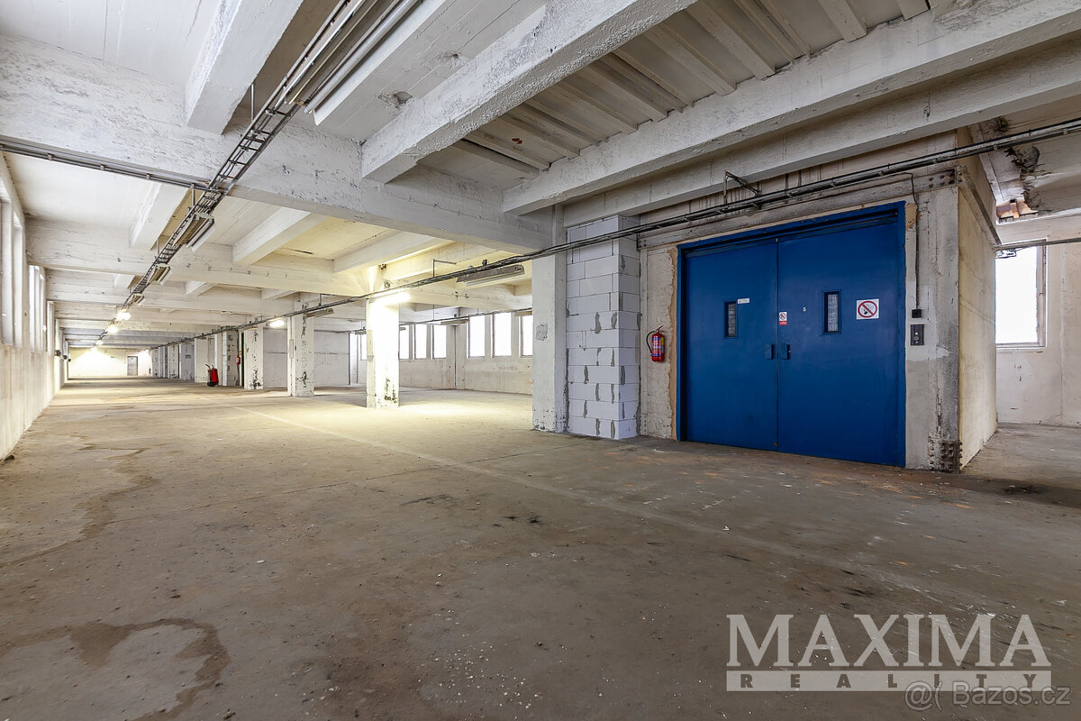 Komerční o ploše 1700 m2 - Dýšina, Dýšina - 15