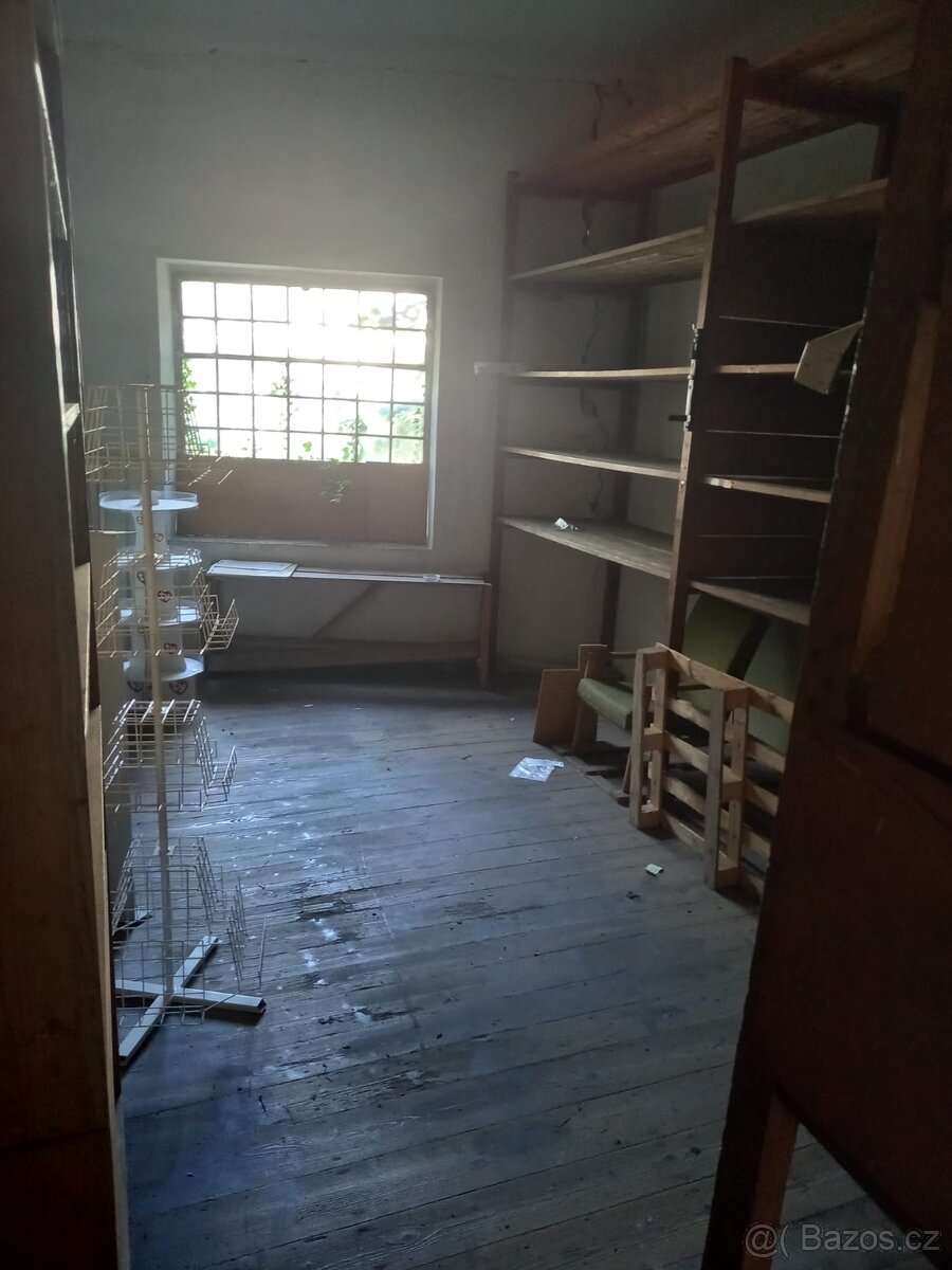 Pronájem domu v centru Bojkovic - 15