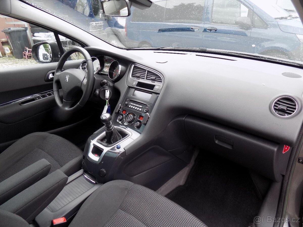 Peugeot 5008 2.0 HDI 100 KW PANORAMA TAŽNÉ - 15