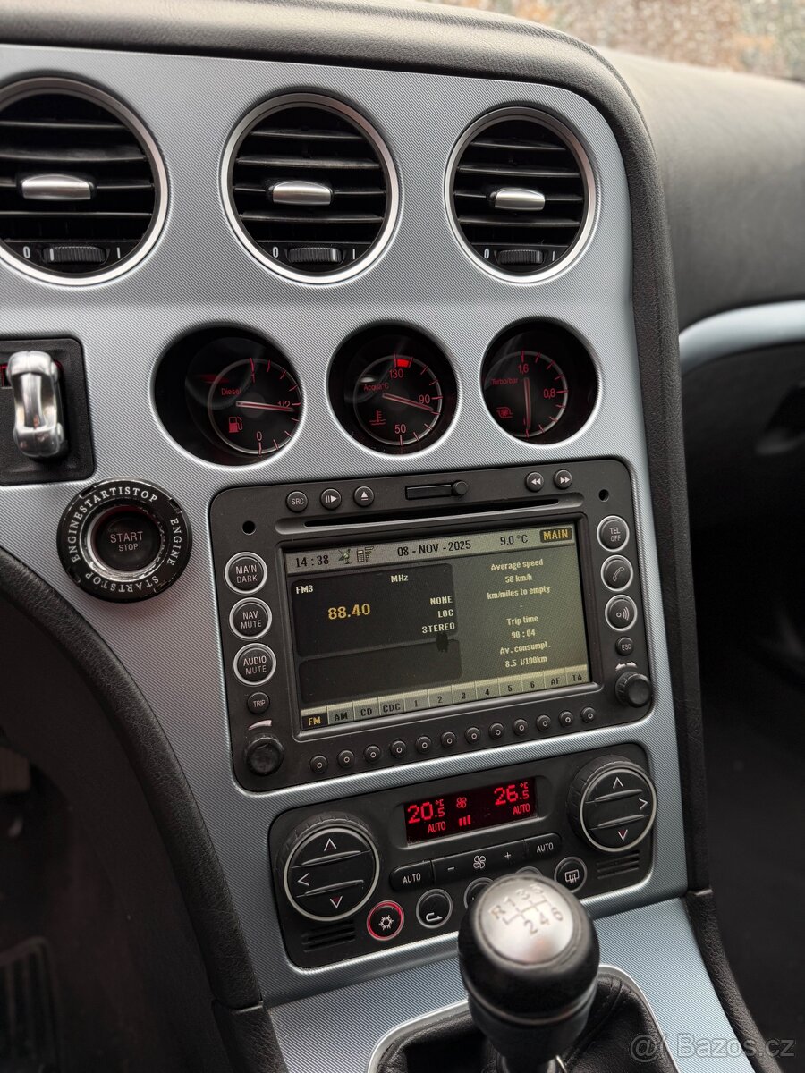 Alfa Romeo 159 Sportwagon 2.4 JTDM, 2007, 238 000 km, manuál - 15