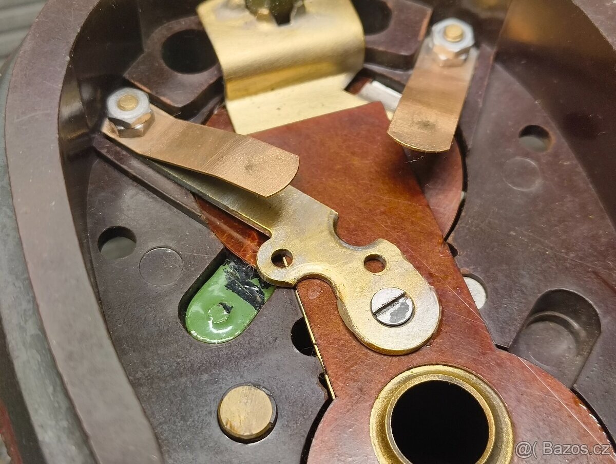 Spínací skříňka Jawa 250 pérák 11 350 18 Ogar 12 500 OHC - 15