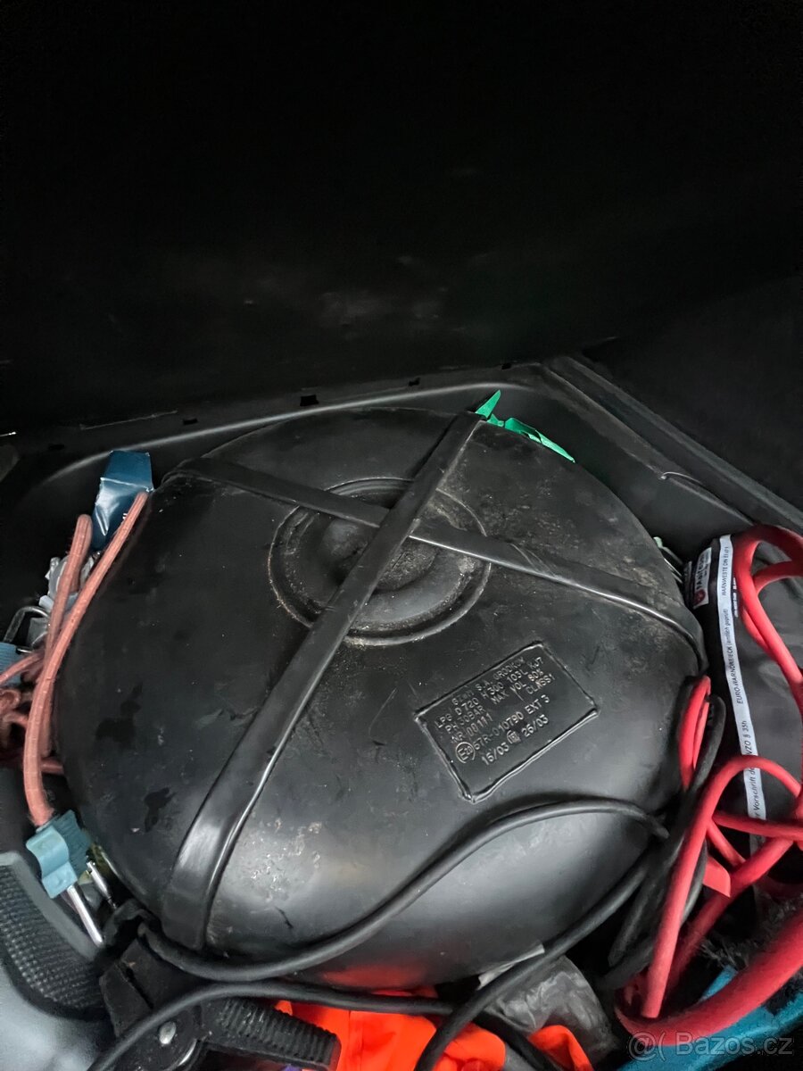 Jeep Grand Cherokee SRT 8 , 6.4 l , LPG,44 - 15