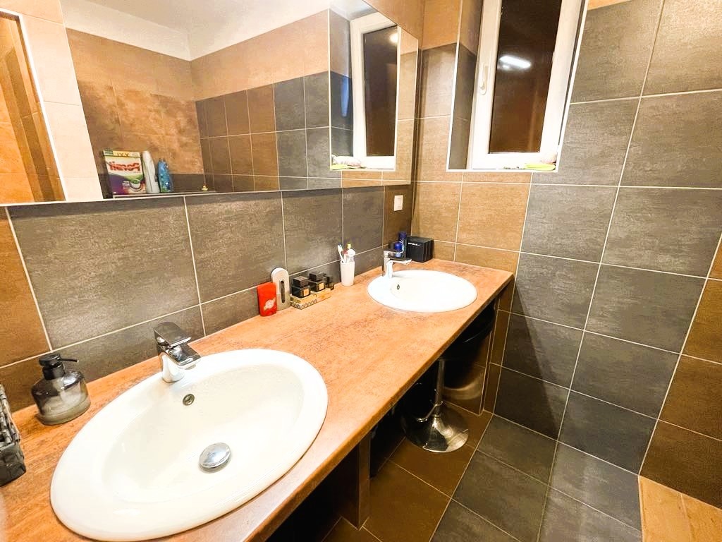 Prodej rodinného domu v centru Plzně, Slovany - 15