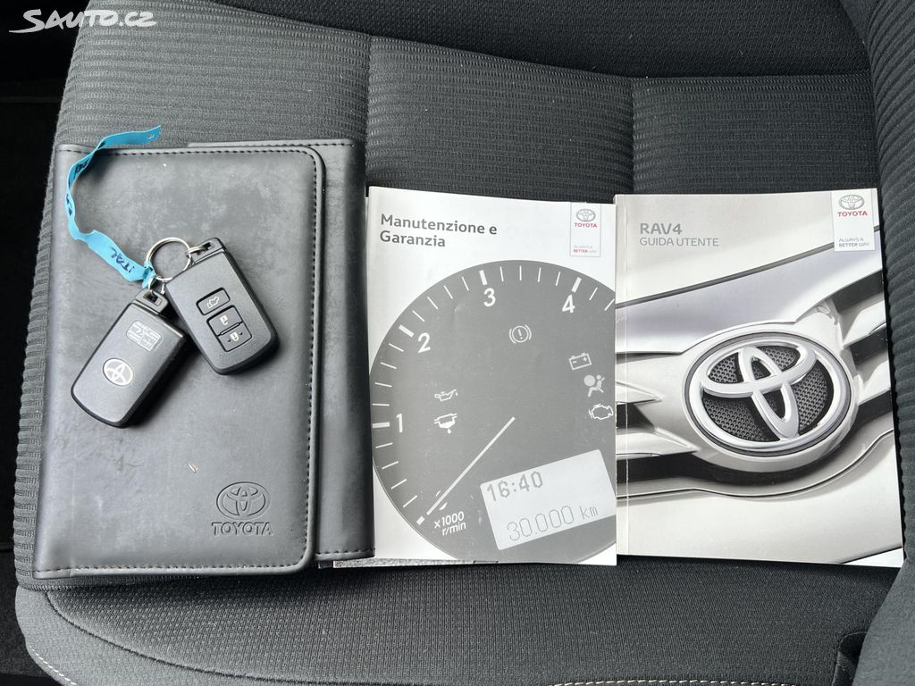 🚗 Toyota RAV4 2.0D D4D 4x4 2015 KAMERA TEMPOMAT - 15