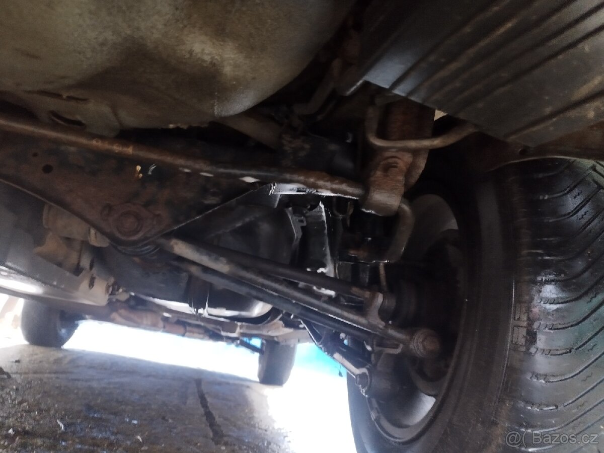 Subaru Forester SG 2.0.i 116kw, manuál.r.v.2006 - 15