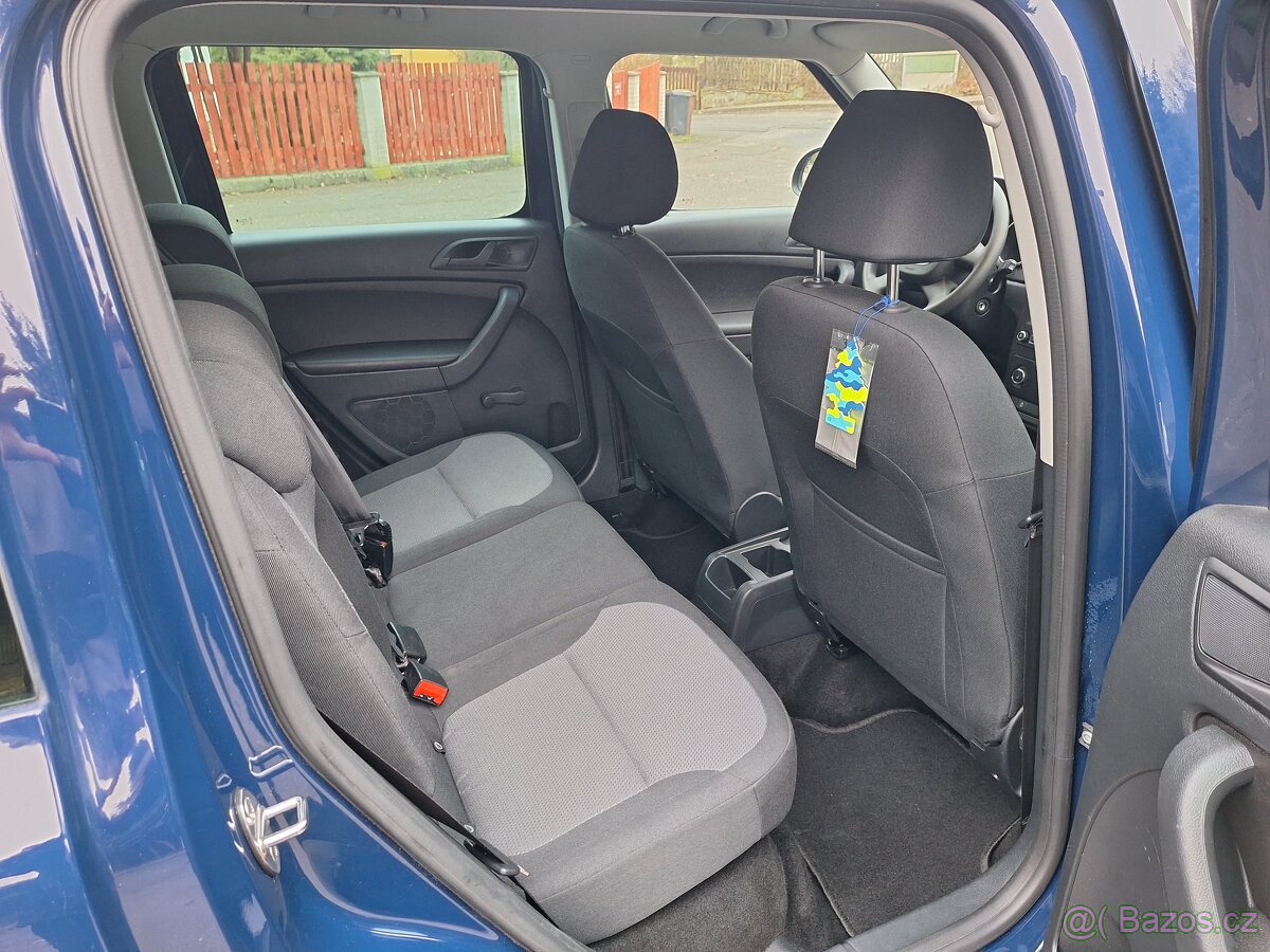 ŠKODA YETI R.2013 2.0 TDI NOVÁ TK - 15