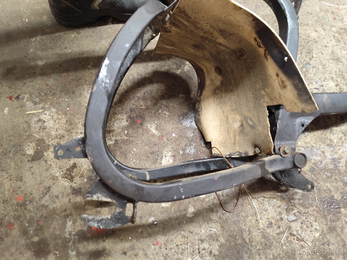 Jawa Pionyr kostra - 15