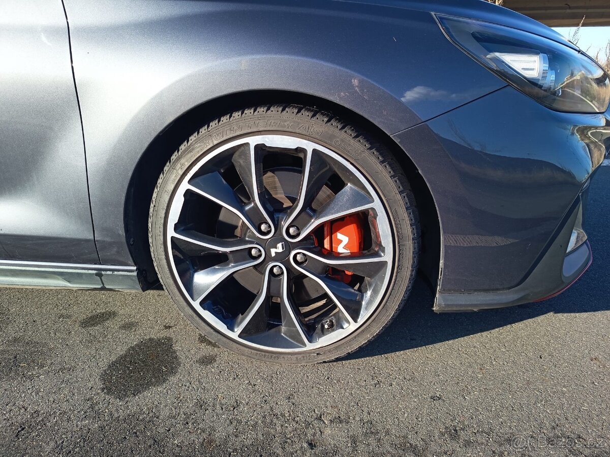Hyundai i30N Performance - 15