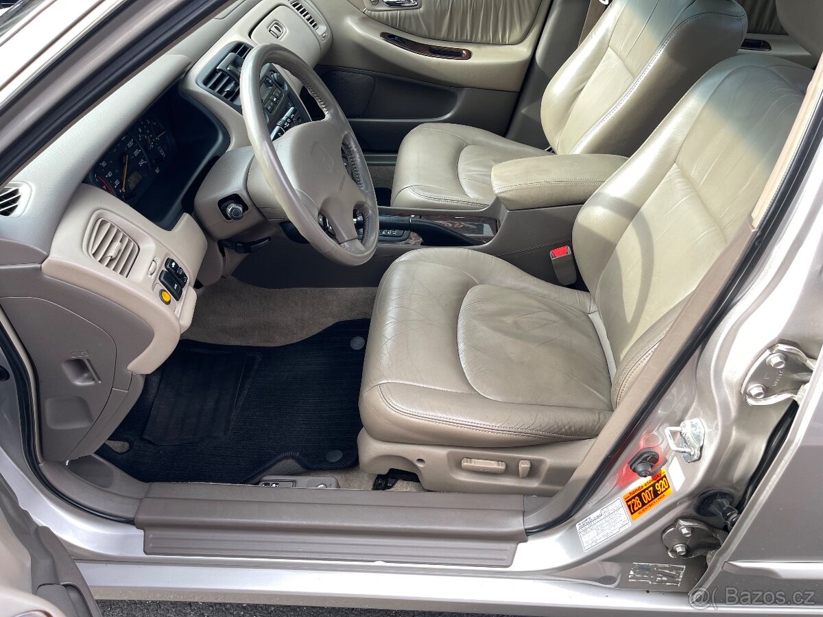 Prodám Honda Accord 3,0 V6 AT klima - 15