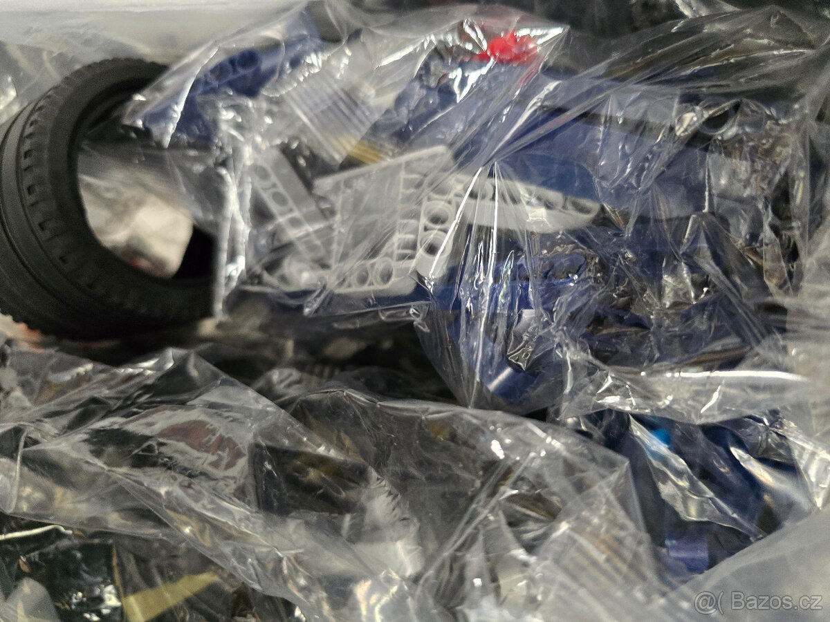 Stavebnice Technic Bugatti Chiron 42083 (náhrada) - 15