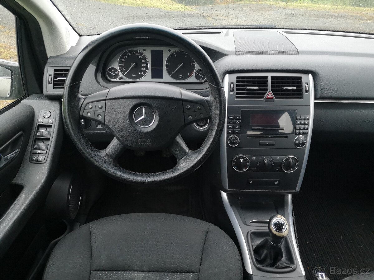 MERCEDES-BENZ B200 DIESEL 2008 TAŽNÉ KLIMA VÝHŘEV SEDAČEK - 15