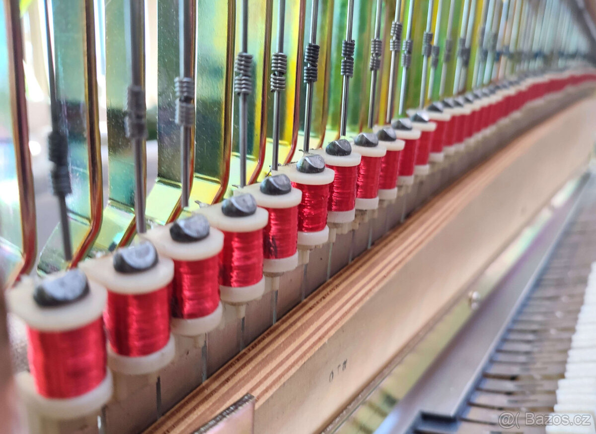 RHODES MARK I SeventyThree rok 1975 - 15