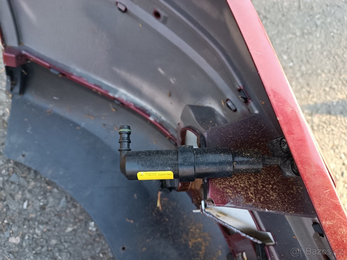 Skoda Octavia 2 - přední kapota - 15