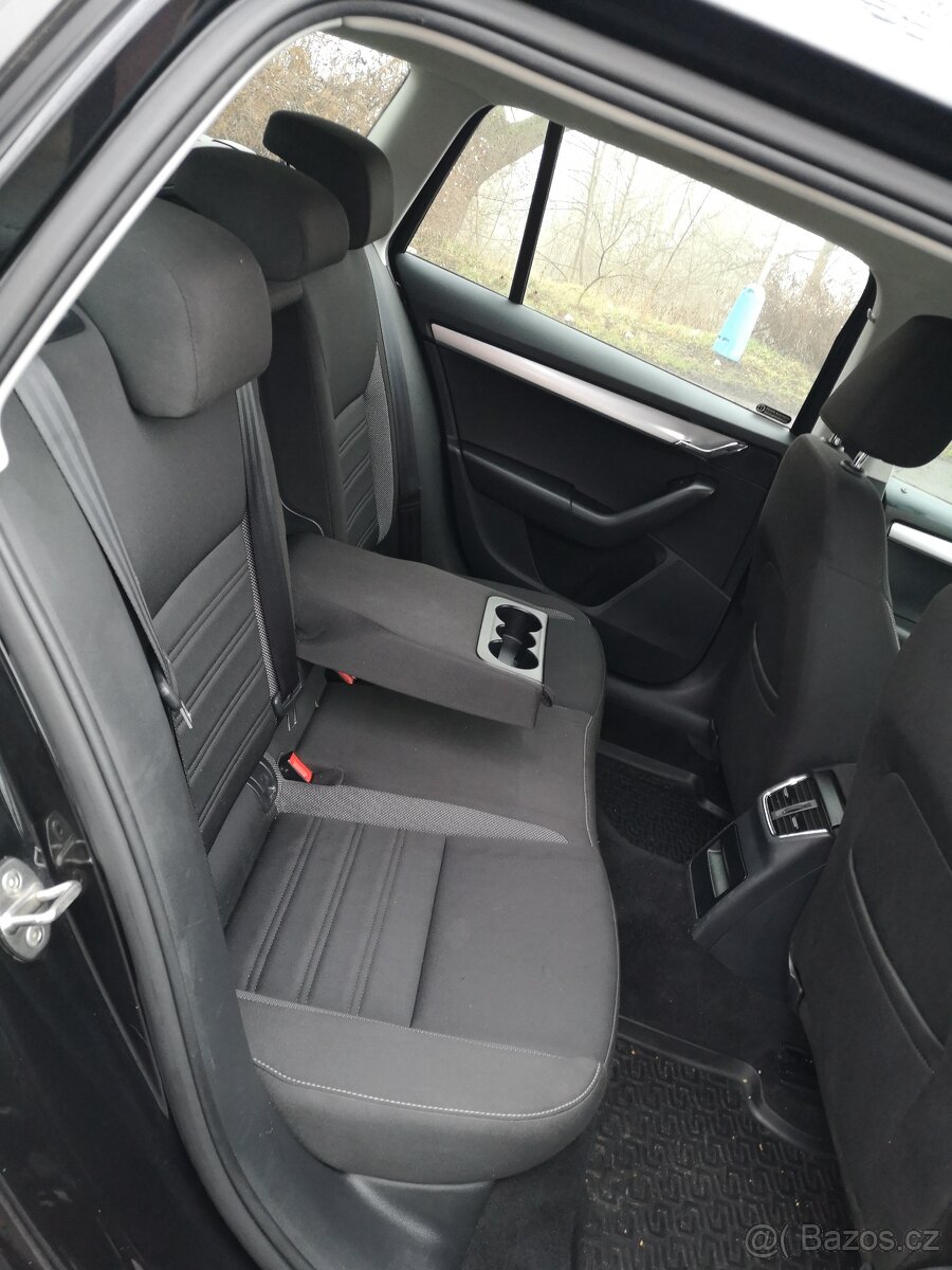 ŠKODA III COMBI /DSG/1.MAJITEL/ČR/PLNÝ SERVIS/NAVIGACE/DPH/ - 15