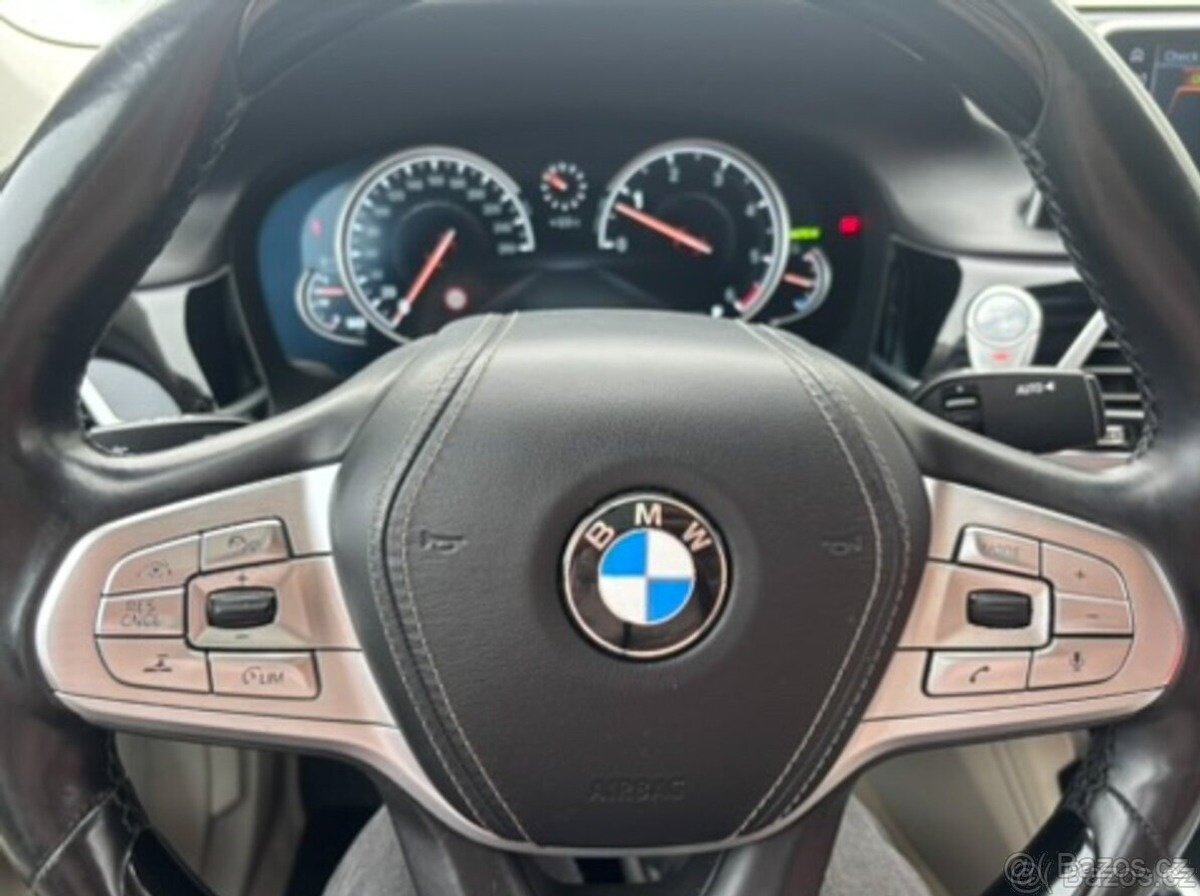 BMW Rad 7 740Ld xDrive A/T - 15