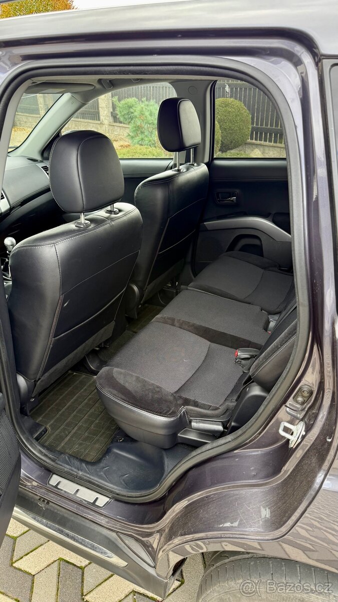 MITSUBISHI OUTLANDER 2.2DI-D 103kw 4x4 7 MIST - 15