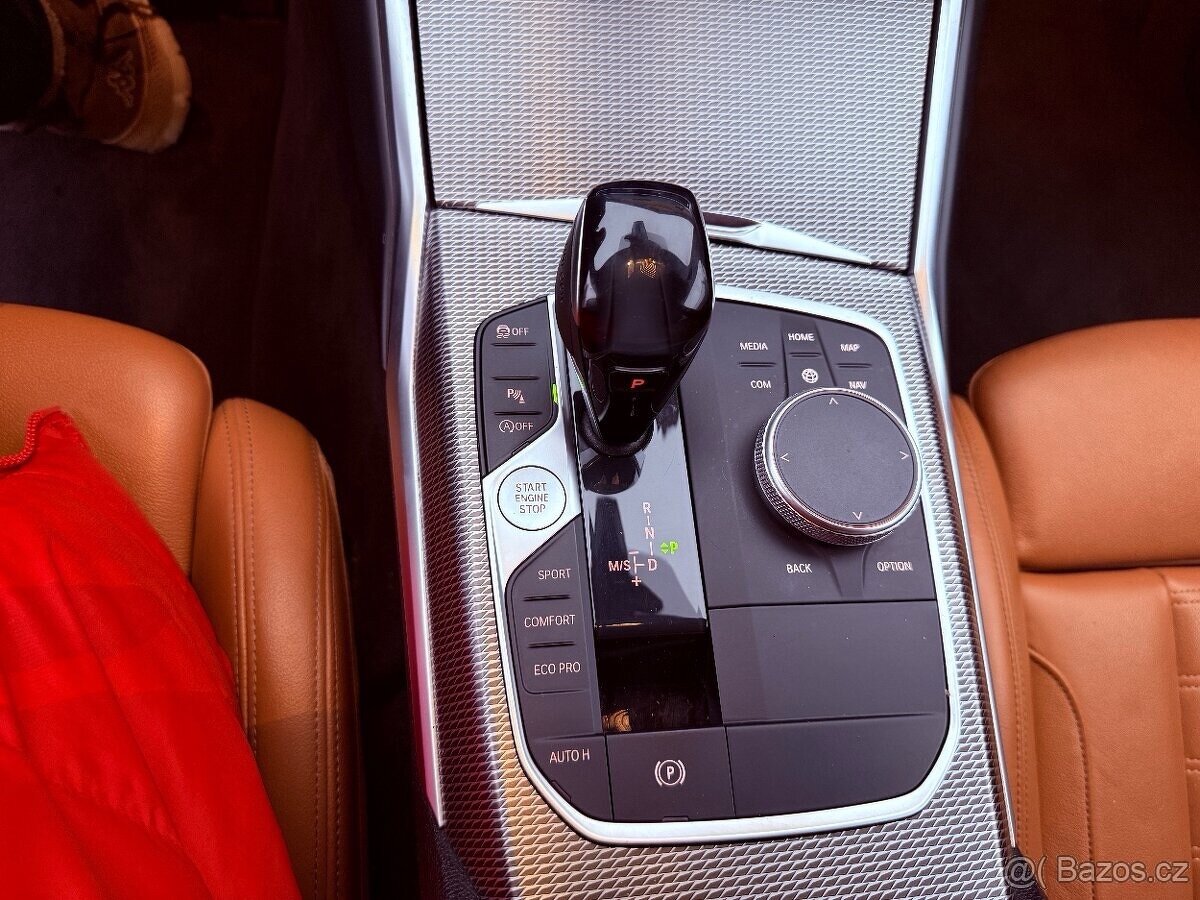 BMW 330i M-sport G20 xDrive LCI Aut, Benzín 190 kW DPH - 15