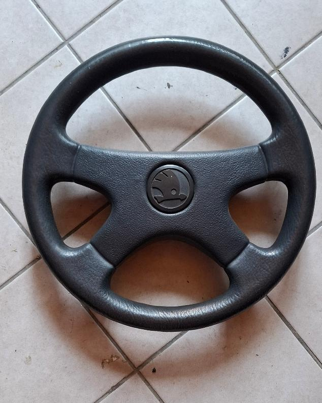 Škoda Favorit a Forman Felicie díly - 15