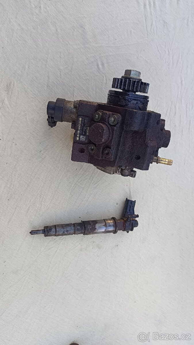 Dily z motoru Renault Trafic II 2.0dci 84kw 115ps 215tis - 15