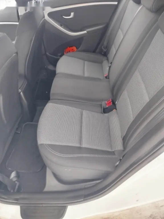 Hyundai i30, Kombi 1.4i 73kW Bourané - 15