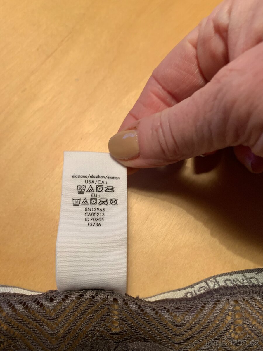 dámské spodní kalhotky zn. Calvin Klein - vel. M - nové - 15