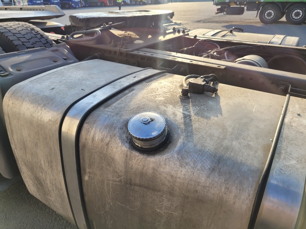 Man TGA.18.480 na náhradní díly - 15