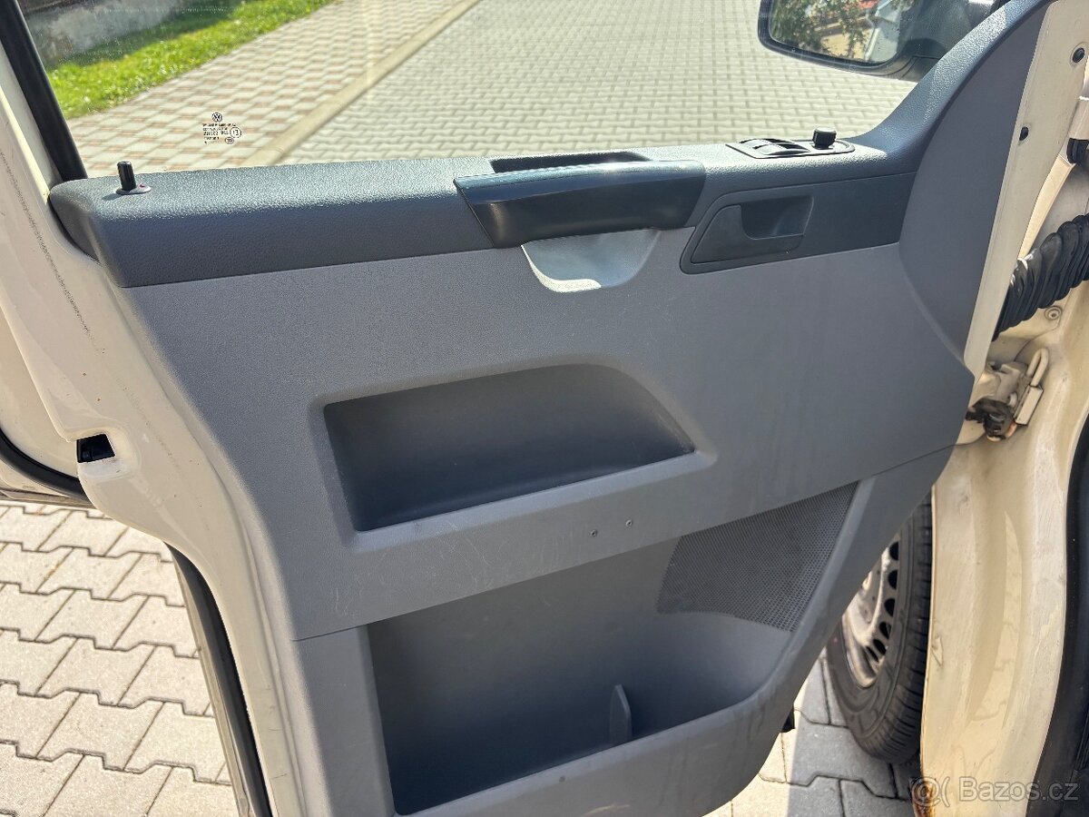 VW Transporter BUS 8mist 1.9tdi 75kw Long - 15