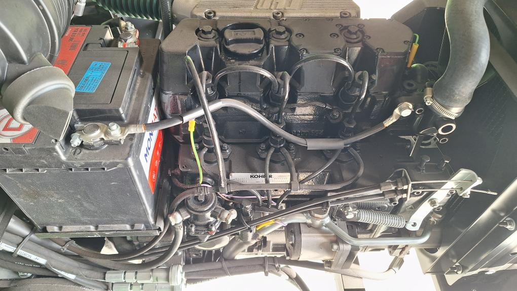 malotraktor WINEA 26 LD Comfort zánovní stav - 15