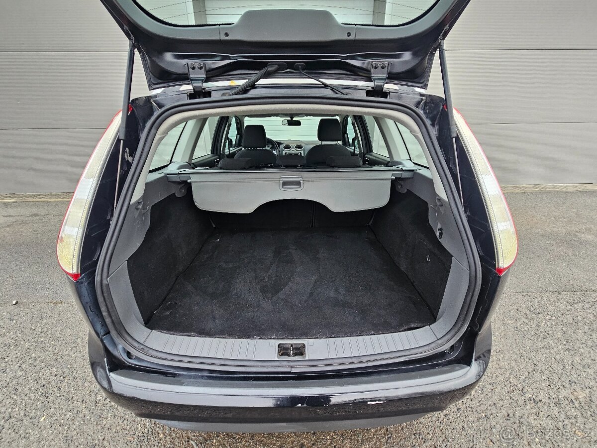 Ford Focus 1.6 74 kW benzín - 15