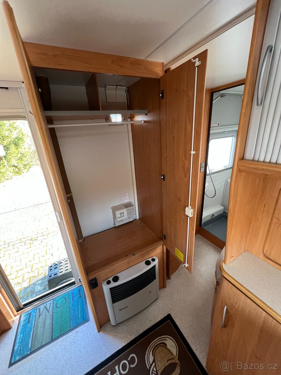 OBYTNÝ KARAVAN KNAUS BLUELINE 450 model 2000 - 15