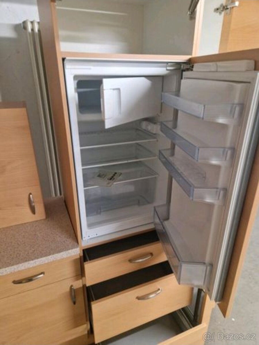 Kuchyňská linka z Německa se spotřebiči - 15