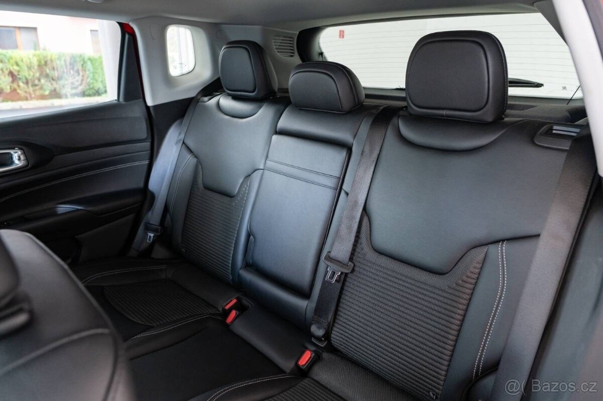 Jeep Compass 1.3 GSE Night Eagle II - 15