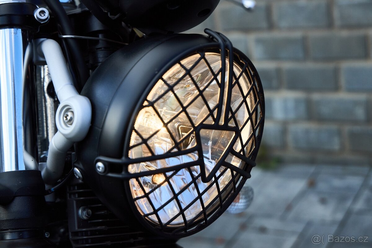 Triumph Street Scrambler 2017 - 15