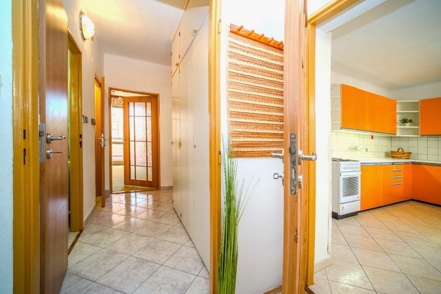 Prodej bytu 74 m2 v Českých Budějovicích před rekonstrukcí - 15