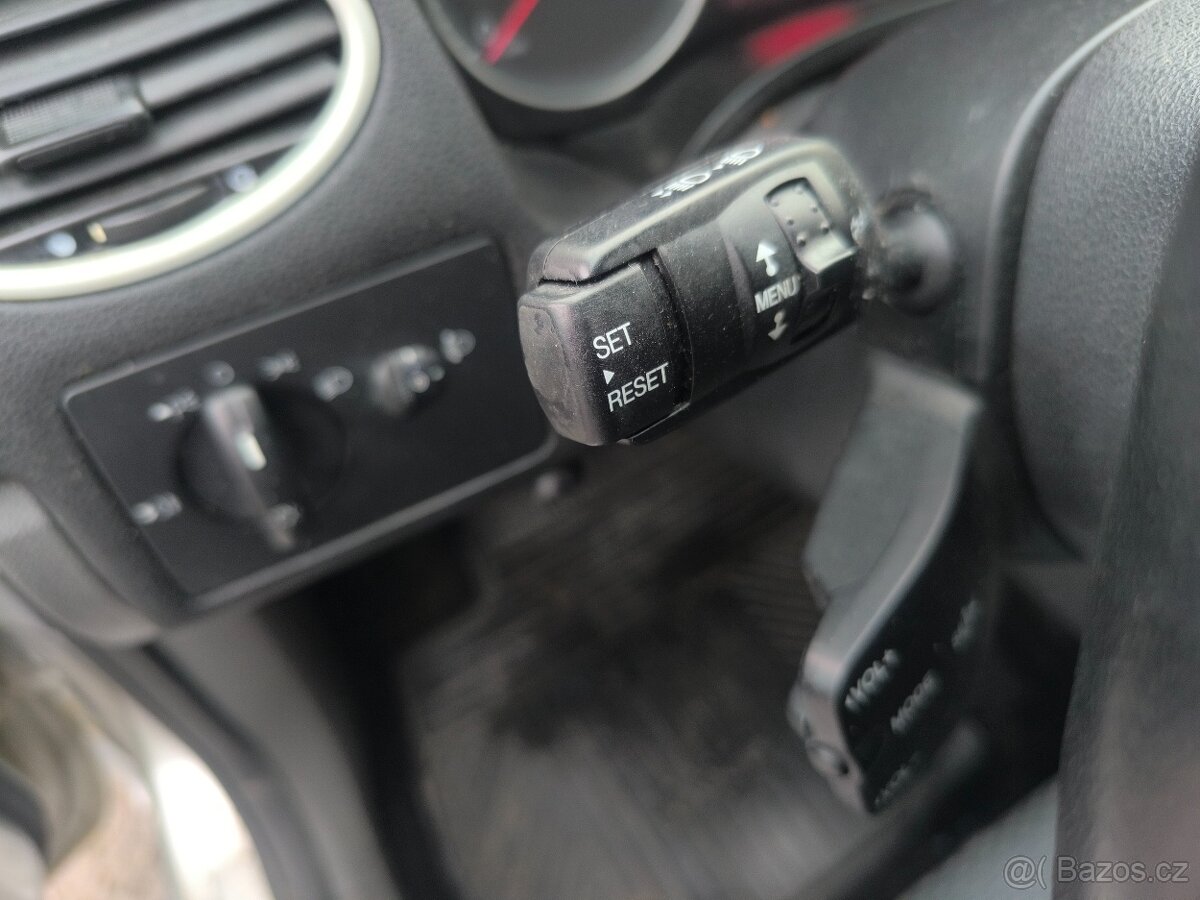 Ford Focus, BEZ KOROZE,VÝBAVA,150KM,SERVIS - 15