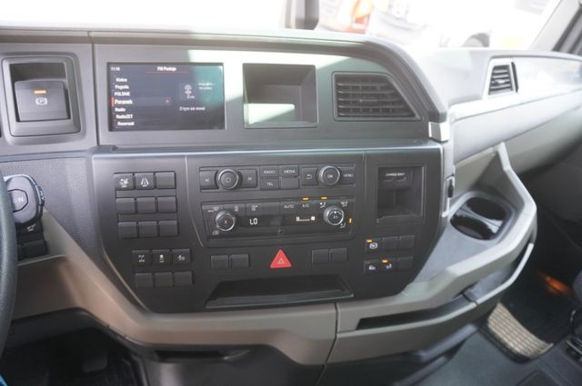 MAN TGX 26.470 - 6x2 - Krone - Carrier Supra 950 – EURO 6 - 15