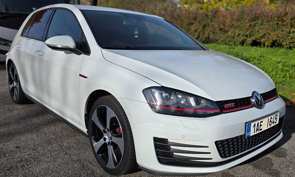 Volkswagen Golf 7 GTI 2.0 TSI 162 kW - 15