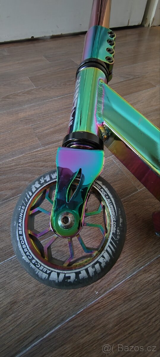 Freestyle koloběžka Raven Torden Neochrome - 15