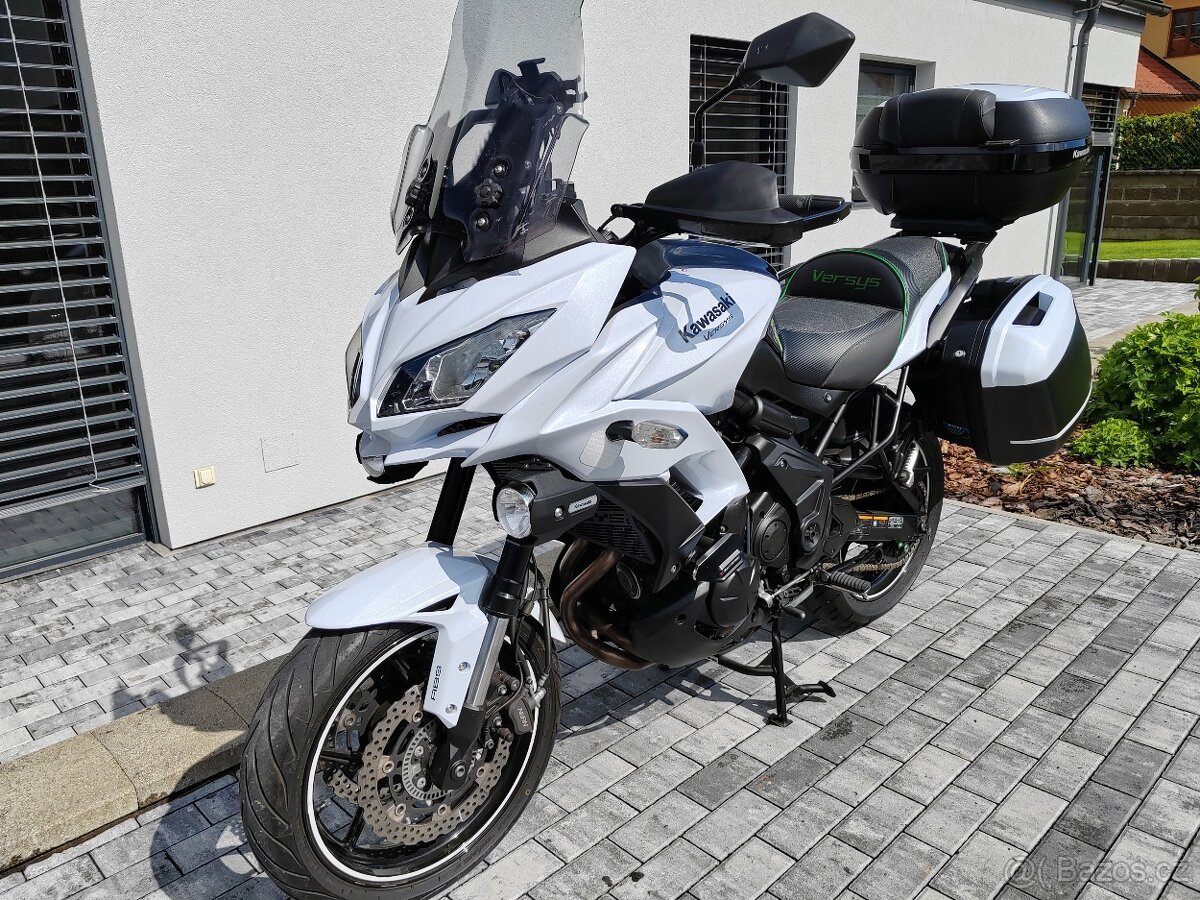 Kawasaki 650 Versys - 15