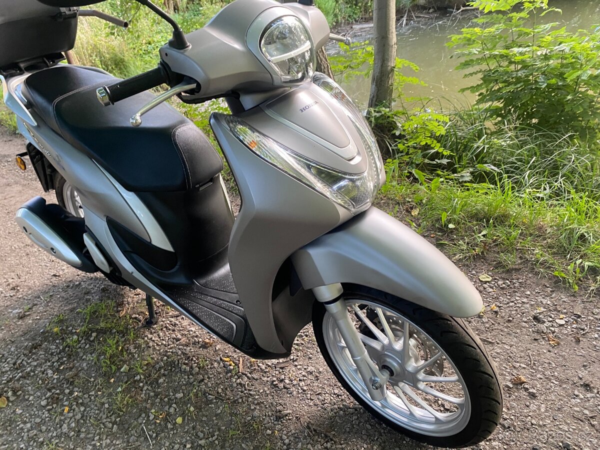 Honda SH 125 (2024) - 15