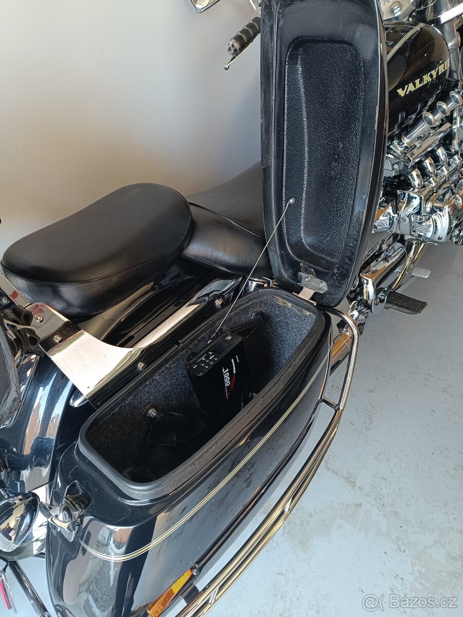 Honda Valkyrie F6C - 15