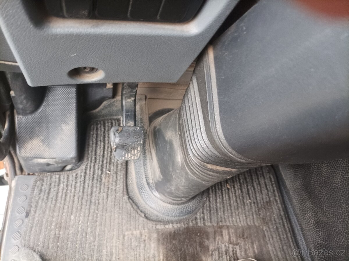 Mercedes Axor 1833 rv. 2008 - 15