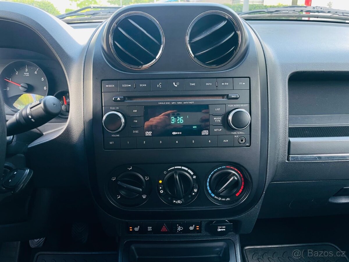 Jeep Compass 2.0D 4x4 MANUÁL SENZORY VÝHŘEV TAŽNÉ - 15